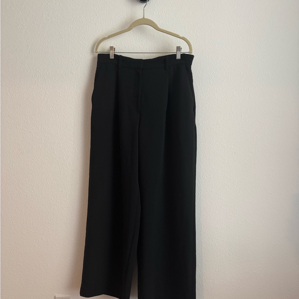 Large (31) Abercrombie Black Curve Love Pants